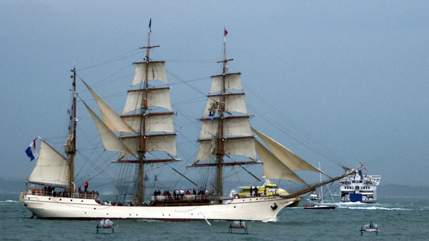 Barque Europa