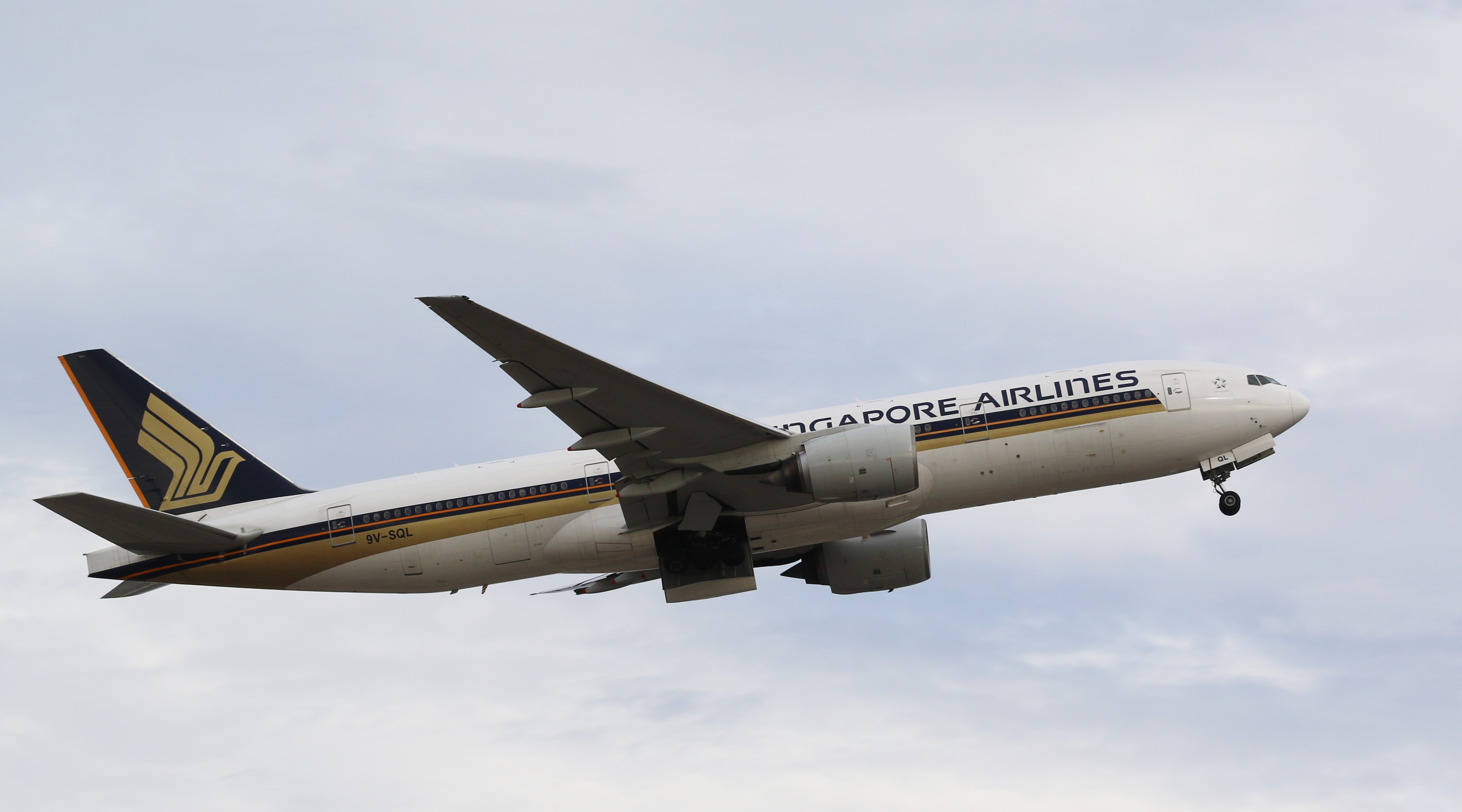 Boeing 777 - 9V-SQL Operated by Singapore Airlines