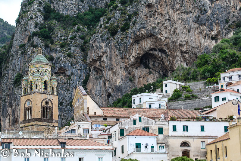 Overlooking Cliffs - Amalfi